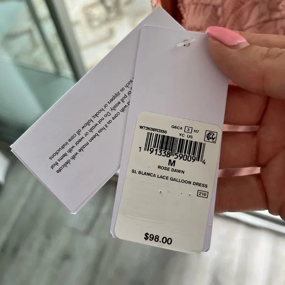 NWT Guess Lace Dress - Picture 3 of 3